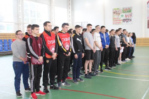 Студенты техникума отраслевых технологий Дрожжановского района выполняют нормативы ГТО