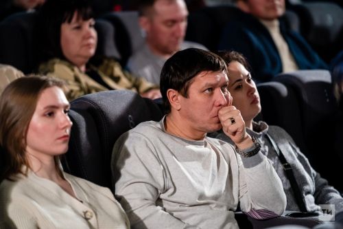 «Нельзя предавать память»: в Казани с успехом отгремела премьера «Нюрнберга»