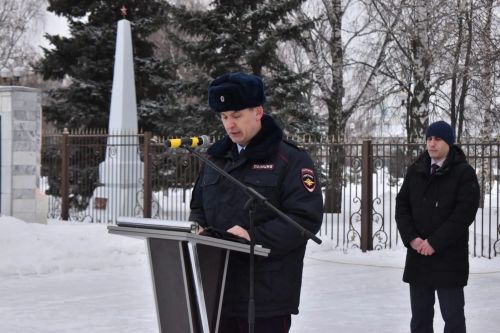 Сегодня  на Центральной площади города Буинска прошел митинг памяти