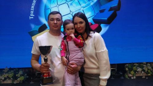 В Буинске квнщикам-победителям генеральный директор подарил по 50 тысяч рублей (+фото)