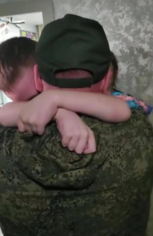 Буинские бойцы из зоны СВО прибыли в отпуск (фото)