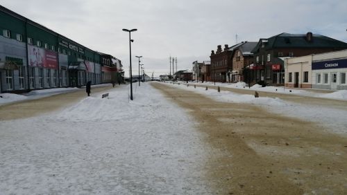 В Буинске коммунальщики борются с гололедом фото, видео
