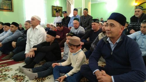 В Буинске мусульмане отмечают Ураза байрам