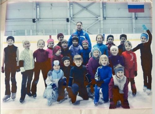 Известная фигуристка Камила Валиева в младшем возрасте участвовала в соревнованиях в Буинске