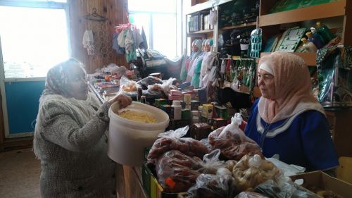 86-летняя бабушка из Сорок-Сайдак привезла в приют человека домашнюю лапшу из  35 яиц (фото, видео)