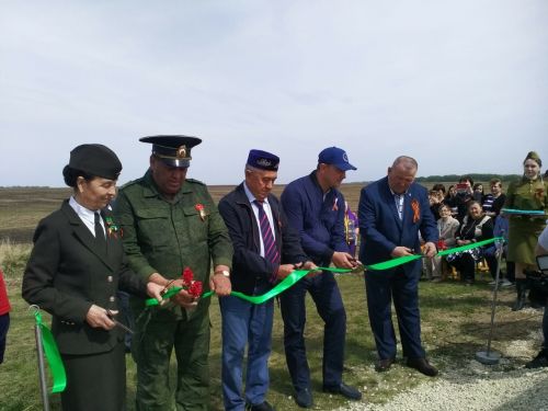 В Буинском районе увековечена память еще трех деревень (фоторепортаж)