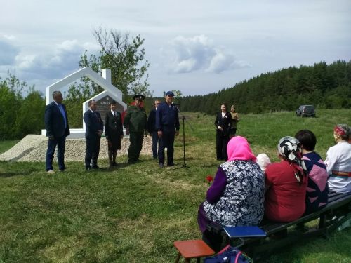 В Буинском районе увековечена память еще трех деревень (фоторепортаж)