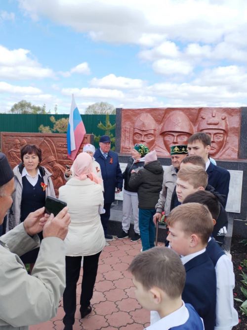 Сегодня в деревне Алькеево Буинского района состоялся праздник по случаю Дня Победы (+фото)