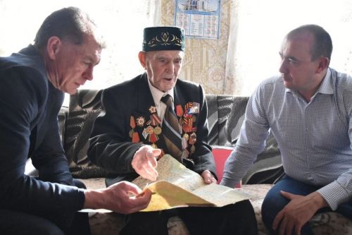 Сегодня ветераны Буинска принимали гостей