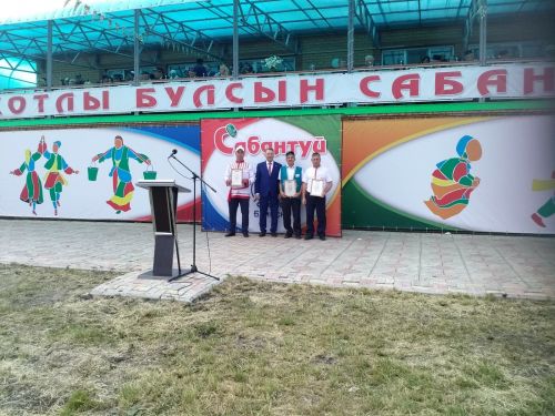 В Буинском Сабантуе чествовали передовиков (+фото)