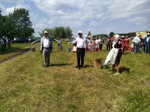 В агрофирме “Авангард” Буинского района провели Сабантуй для передовиков (фоторепортаж)