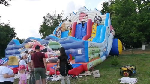В Буинске в Центральном парке состоялся праздник по случаю Курбан-байрам, объединивший и жителей ближайших районов (фото, видео)