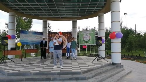 В Буинске в Центральном парке состоялся праздник по случаю Курбан-байрам, объединивший и жителей ближайших районов (фото, видео)