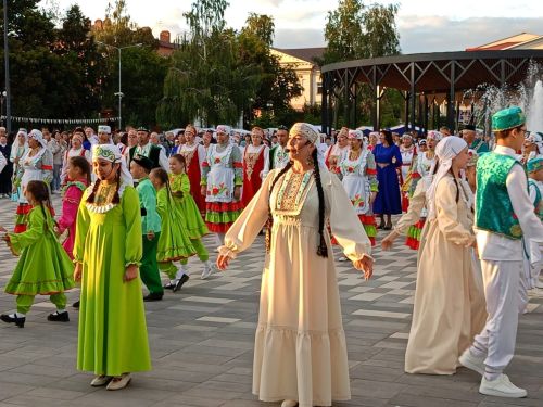 Буинцы праздновали День Республики и День города