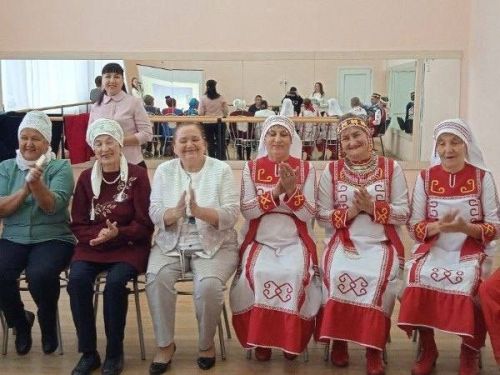 Музыкальная игра «Угадай мелодию на баяне»
