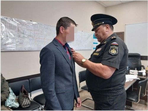 Буинскому снайперу, совершившему два подвига, вручили медаль