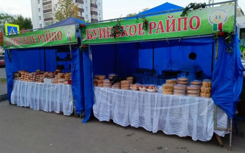 Буинцы на сельхоз ярмарках в Казани реализуют  50 тонн местной продукции