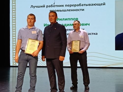 Буада алдынгы авыл хуҗалыгы хезмәткәрләрен котладылар