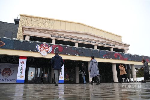 В день театра в Буинске наградили лучших театральных коллективов и артистов республики