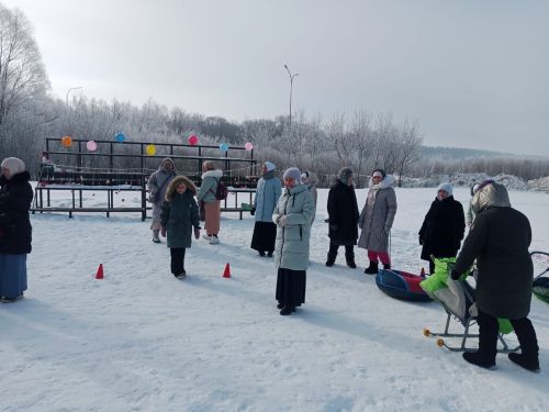 Сегодня в Сосновом бору Буинска прошел семейный праздник приуроченный месяцу Рамазан