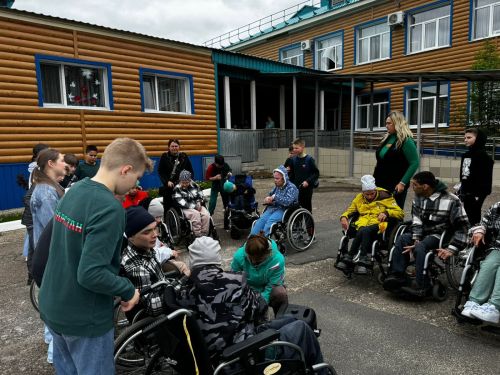 Юные волейболисты Буинска подарили праздник детям с ограниченными возможностями