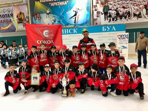 Яркая победа буинских хоккеистов на «Кубке Закрытия сезона»