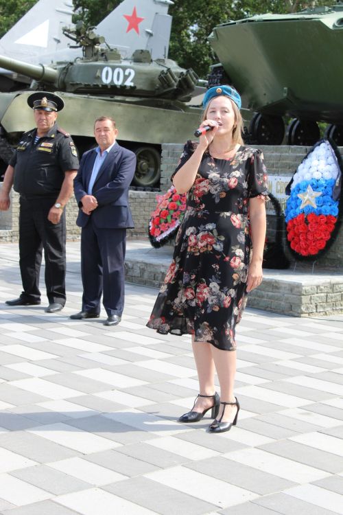 В Буинске десантники собрались на центральной площади (фото, видео)