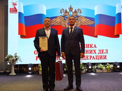 Сотрудники органов внутренних дел в Буинске отметили свой профессиональный праздник (фото)