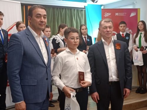 В Буинске депутат Государственной Думы встречался с ветеранами Великой Отечественной войны, в Исаково знакомился с ремонтом ФАПа, строительством пляжа (фото, видео)