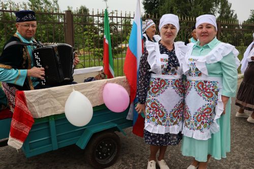 В Буинском районе полотенца для Сабантуя собирали на мотоблоке ( фото, видео)