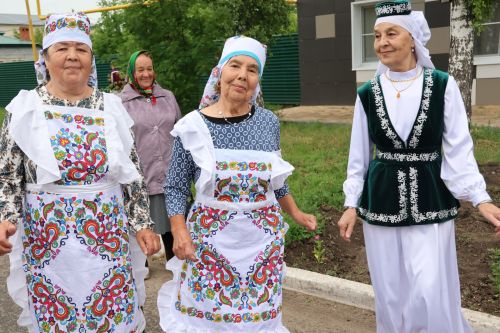 В Буинском районе полотенца для Сабантуя собирали на мотоблоке ( фото, видео)