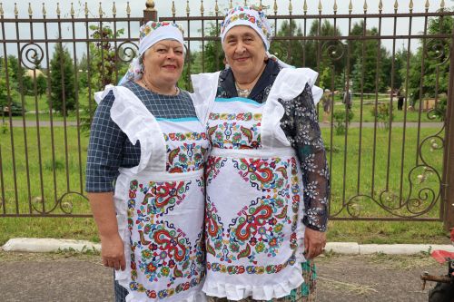 В Буинском районе полотенца для Сабантуя собирали на мотоблоке ( фото, видео)