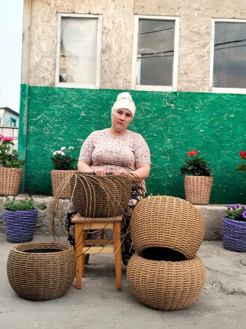 «Артели работа боится»