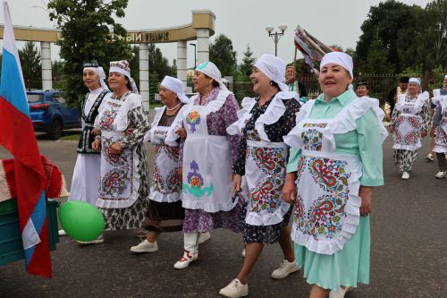 В Буинском районе полотенца для Сабантуя собирали на мотоблоке ( фото, видео)