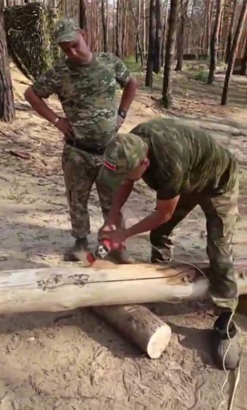 Слышен азан под землей. Айрат Гайнуллов, из  Сорок-Сайдак, служащий в зоне СВО, смог построить мечеть вместе со своими сослуживцами