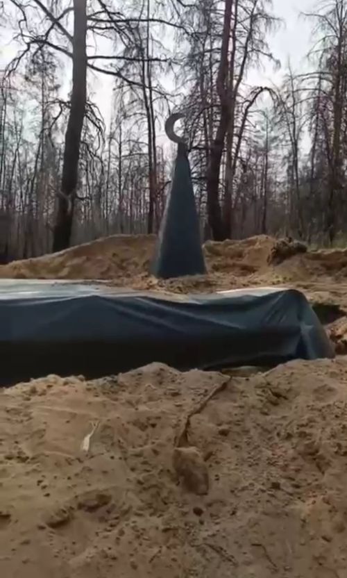 Слышен азан под землей. Айрат Гайнуллов, из  Сорок-Сайдак, служащий в зоне СВО, смог построить мечеть вместе со своими сослуживцами