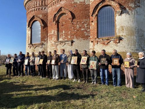 В Буинском районе в селе Старые Бурундуки продолжается восстановление храма.