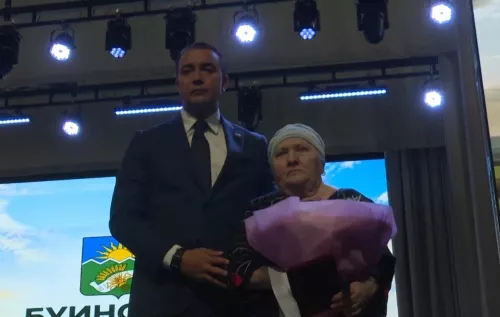 В городе Буинске героям были вручены медали за их мужество