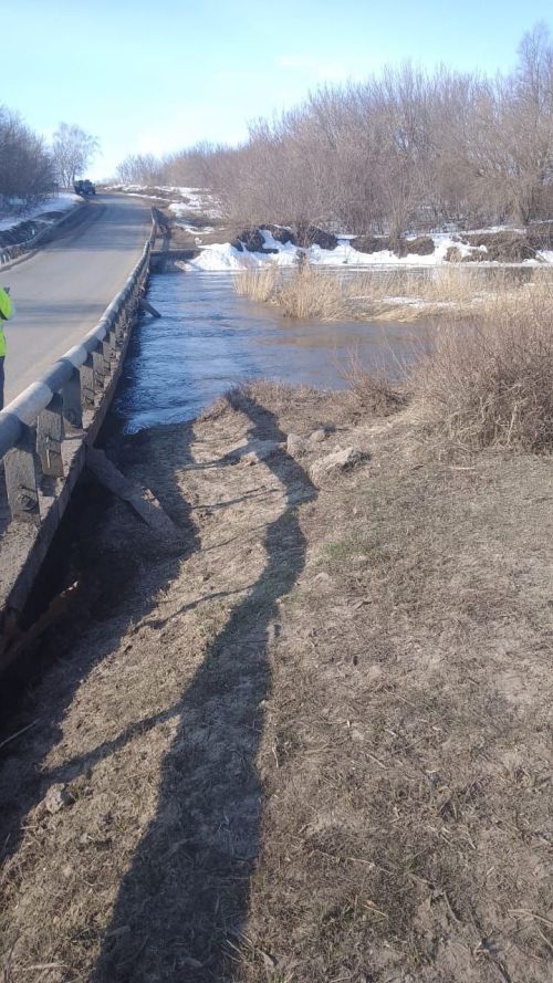 В Буинском районе вода в Свияге не доходит до уровня низководных мостов около метра
