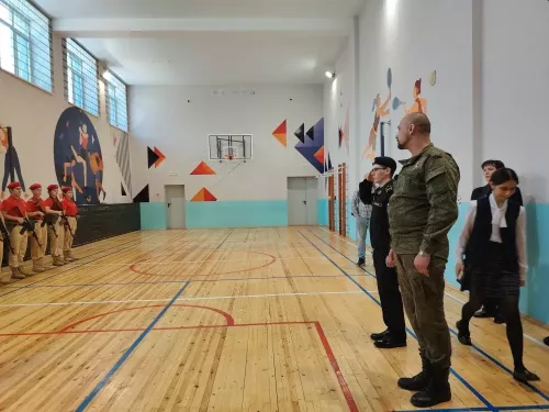 Сегодня Буинск посетил Герой России Расим Баксиков. Вспомним его подвиг