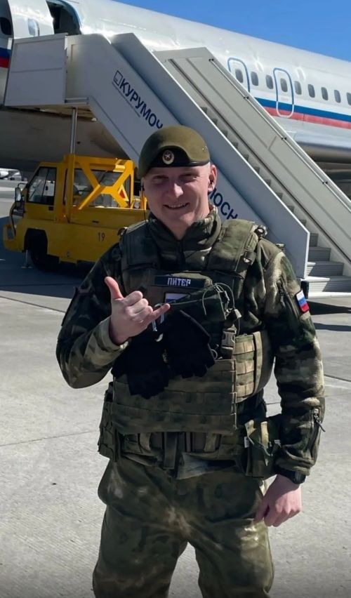 Боевой товарищ  погибшего на СВО буинца Ивана Иванова назвал его “настоящим героем”. На встречу с его родными он специально приехал из Ульяновской облости