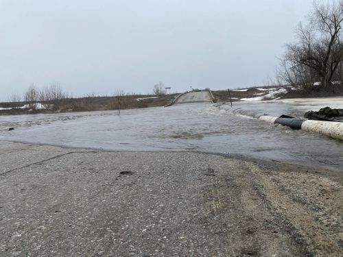 В Буинском районе измерили уровень перелива воды над мостами у сёл Кият и Черки‑Кильдуразы