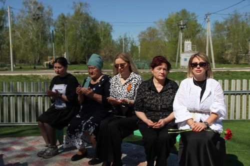 В Буинском районе, в деревне Старые Тинчали, открылась мемориальная доска в честь нашего земляка, участника СВО Белова Эдуарда Александровича