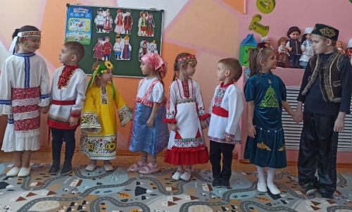 Колыбель России: разные дети, одна земля