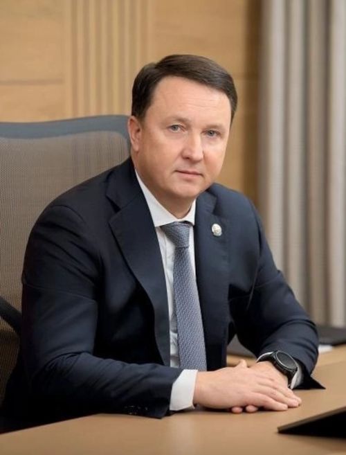 Министр строительства, архитектуры и ЖКХ РТ Марат Айзатуллин удостоен ордена «Дуслык»