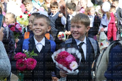 Татарстанцы подали более 40 тыс. заявок на запись детей в школу через «Госуслуги»