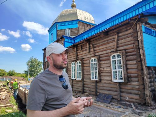 Реставраторы переберут «падающую» деревянную колокольню церкви в Большом Фролове Буинского района
