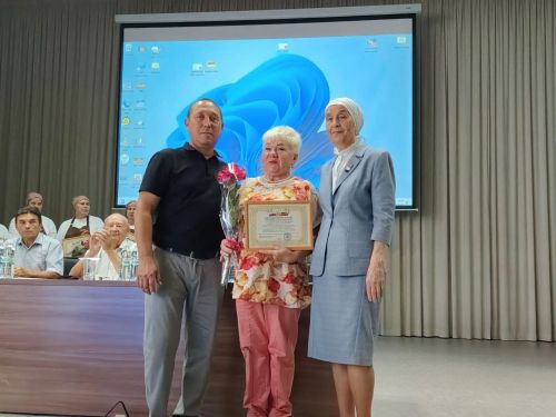 Буада гуманитар ярдәм җибәрүдә зур өлеш керткән волонтерларны котладылар