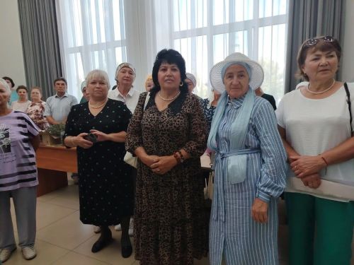 Тепло заботы: в Буинске поблагодарили серебряных волонтеров за помощь бойцам (фоторепортаж)