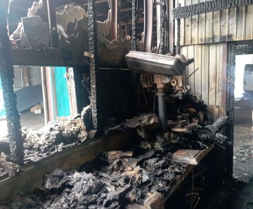 Сегодня в селе Мещеряково Буинского района произошел пожар в гараже